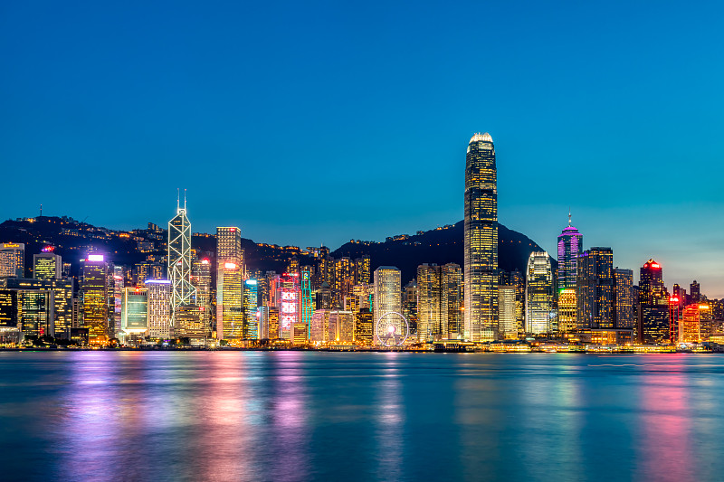 中國香港維多利亞港建筑群夜景圖片素材