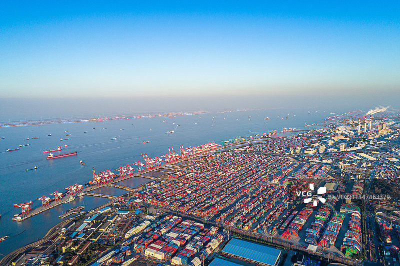 上海集装箱码头全景图片素材