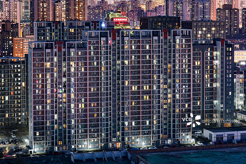 北京住宅楼公寓夜景图片素材