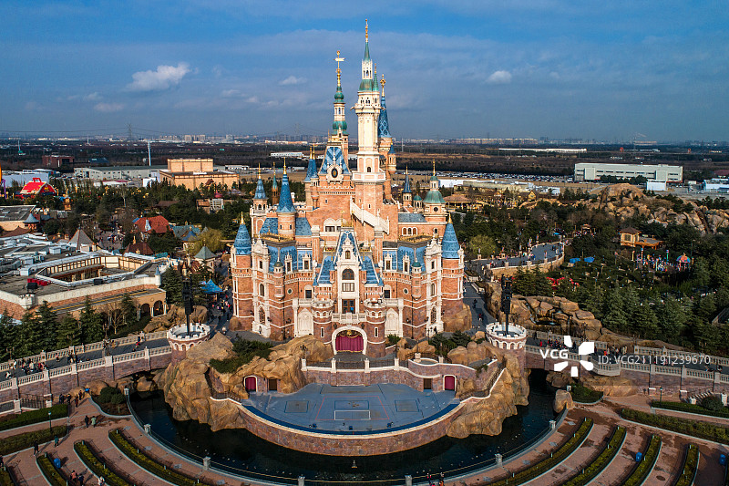 航拍 上海迪士尼乐园 奇幻童话城堡图片素材