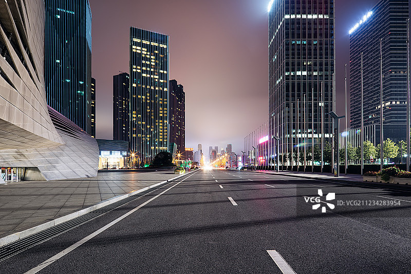 现代大城市道路平台图片素材
