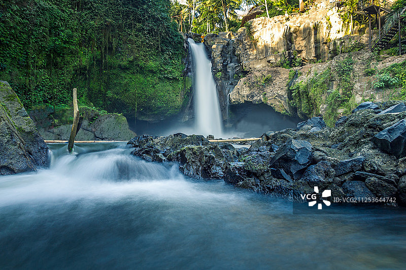 瀑布，乌布，巴厘岛，印度尼西亚图片素材