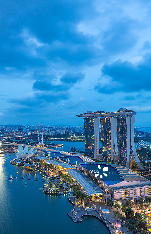 新加坡金沙酒店夜景图片素材