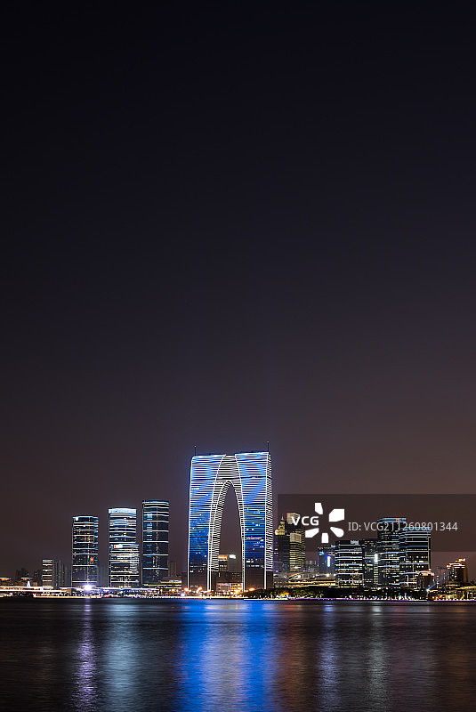 苏州金鸡湖城市风光夜景图片素材