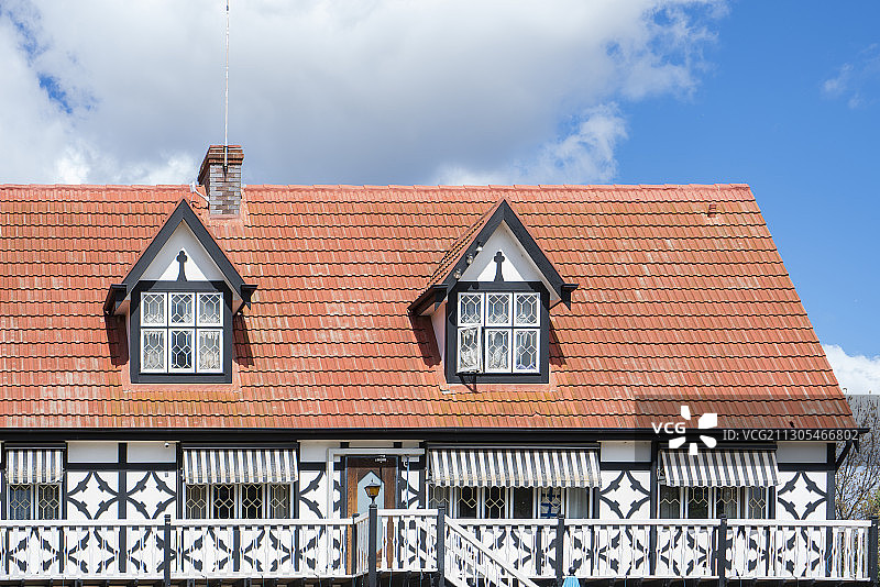 欧式建筑的屋顶与阳台图片素材