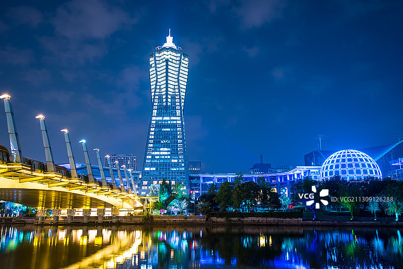 杭州西湖文化广场夜景图片素材