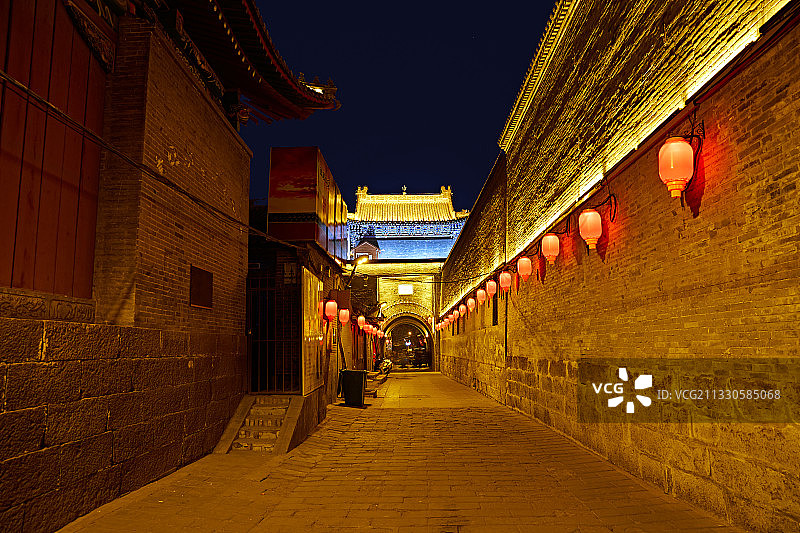 中国河北省张家口市堡子里景区夜景图片素材