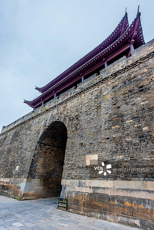 中国湖北荆州古城大北门拱极门图片素材
