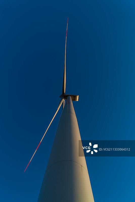 工业设备，风力发电机的风机图片素材