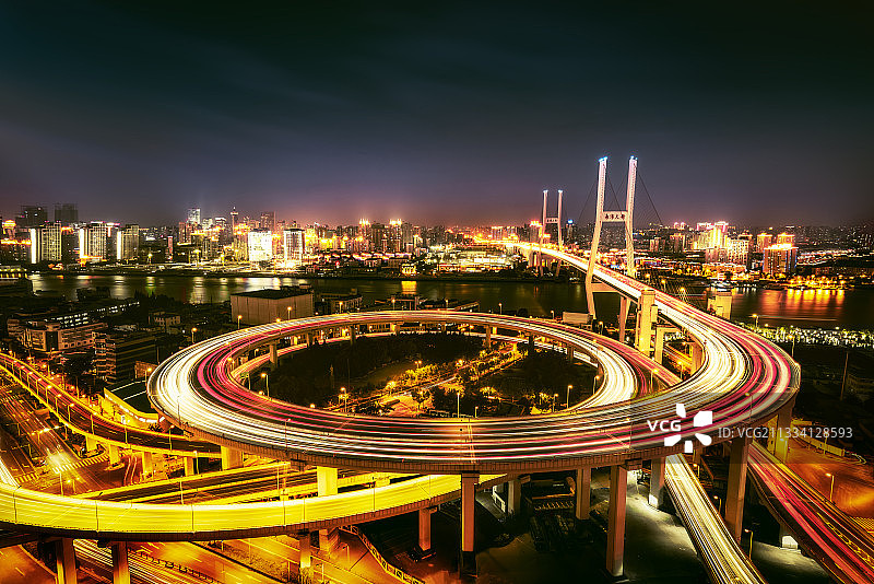 上海南浦大桥车流夜景图片素材