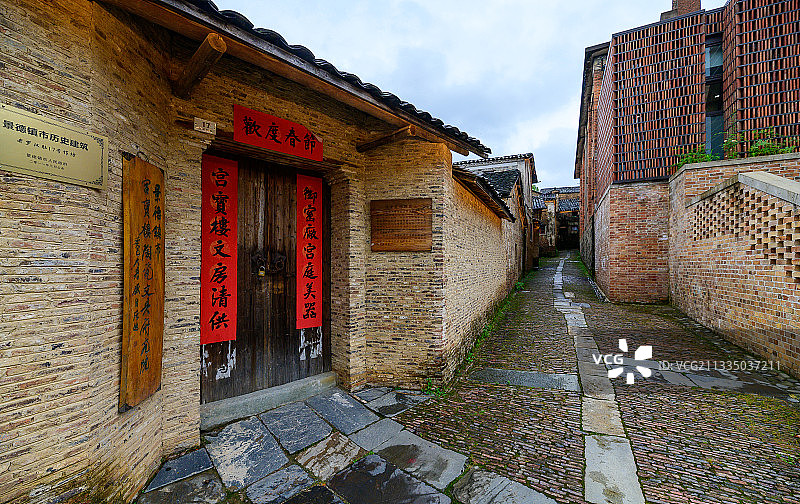 景德镇御窑博物馆的前身-世界唯一皇家瓷厂，明清御窑厂图片素材
