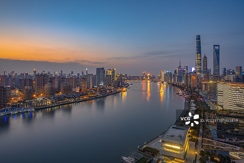上海市黄浦江畔滨江城市风光图片素材