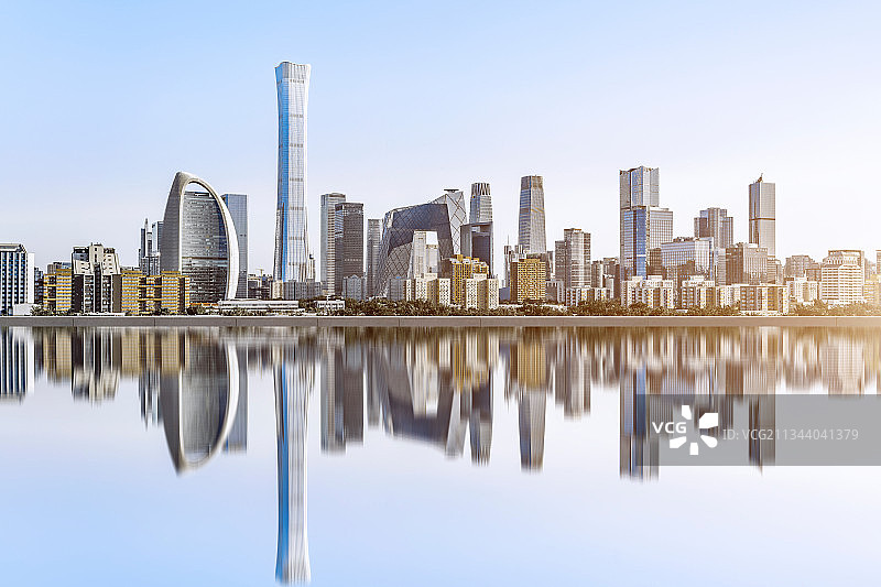 中国北京CBD城市天际线建筑群创意水面倒影图片素材