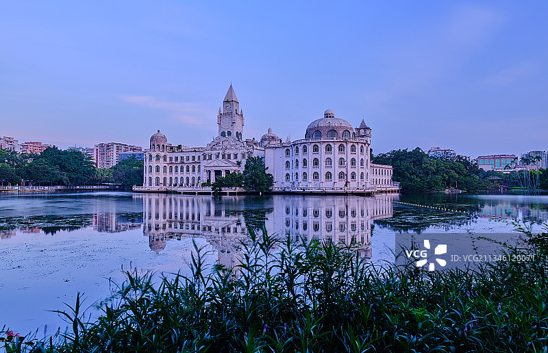 中国广州流花湖公园欧式城堡古建筑图片素材