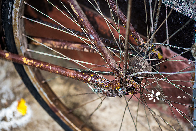 自行车车轮的特写镜头图片素材
