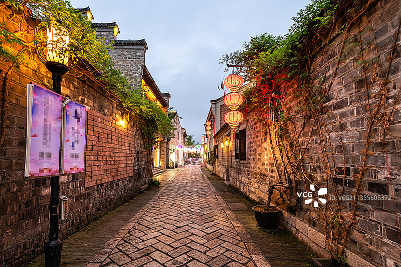 中国江苏南京老门东古建筑夜景图片素材
