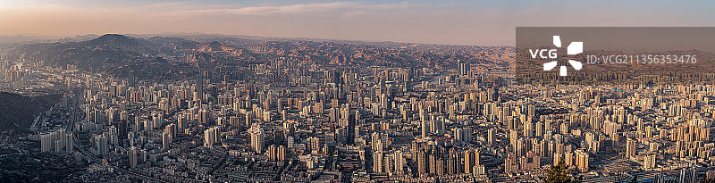 城市风光 兰州全景 兰山 俯瞰 拼接 阳光 城市全貌 建筑图片素材