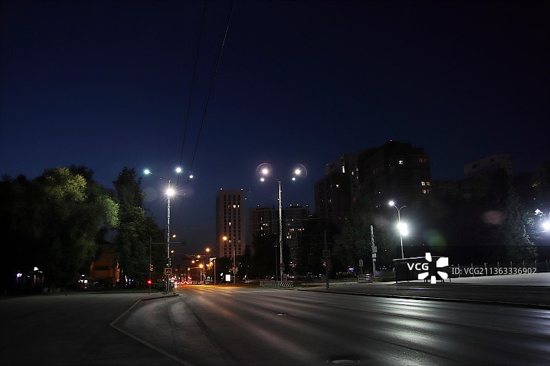 夜晚的城市，夜晚空空荡荡的城市，俄罗斯图片素材