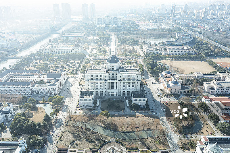 上海外国语大学的校园图片素材