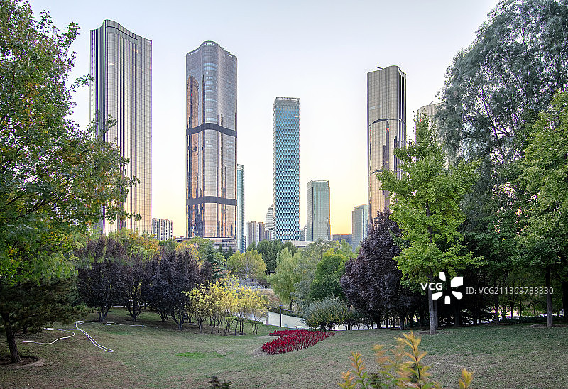 北京望京CBD高档写字楼楼群图片素材