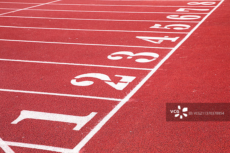 江阴市老体育馆，红色的跑道，体育场的跑道，白色的线条，田径运动赛场图片素材