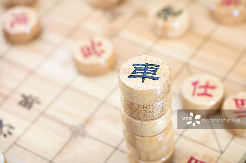 中国象棋棋盘上的棋子图片素材
