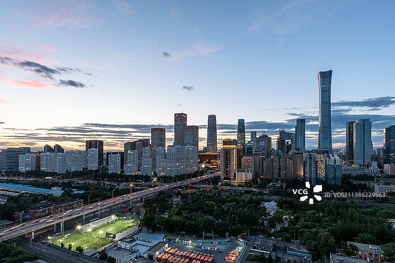 北京国贸CBD建筑群城市天际线与国贸桥图片素材