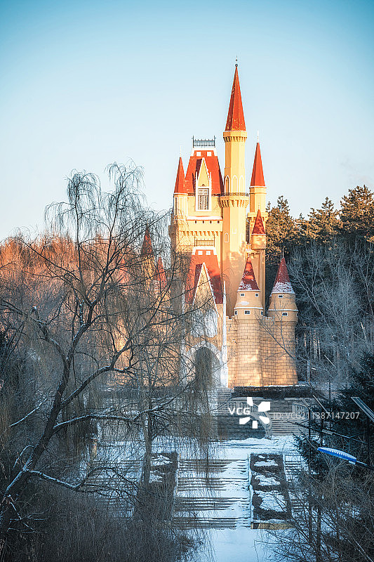 中国哈尔滨冬季城堡图片素材