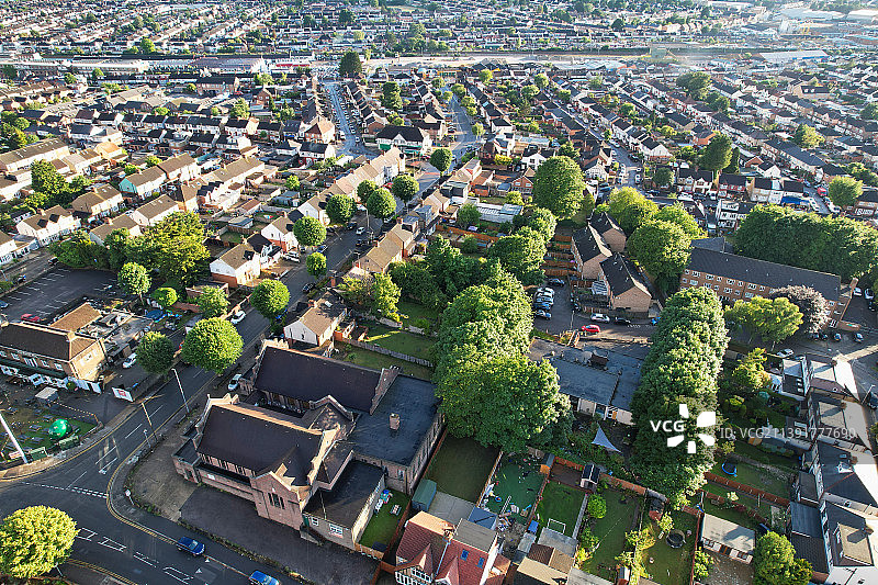 城市景观和树木的高角度视图，卢顿，英国，英国图片素材