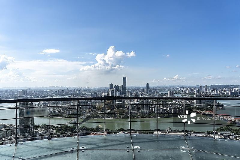航拍广西柳州城市建筑景观天际线图片素材