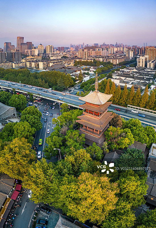 杭州城南望仙阁和中河高架桥航拍图片素材