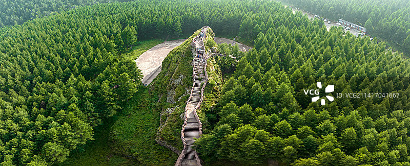 中国河北承德塞罕坝国家森林公园康熙点将台航拍图片素材
