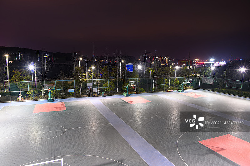 篮球场夜景图片素材