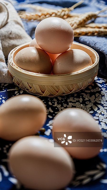 鸡蛋土鸡蛋柴鸡蛋有机散养农家鸡蛋营养宣传广告图片素材