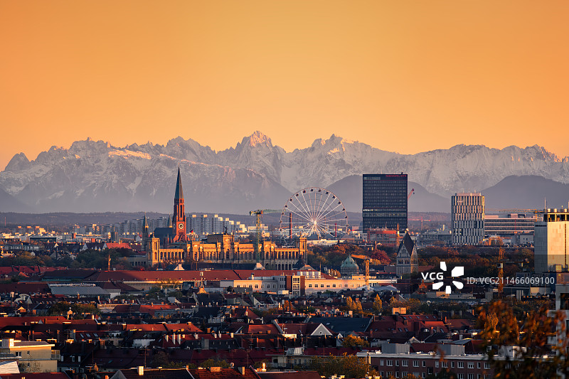 Munich and Alps图片素材