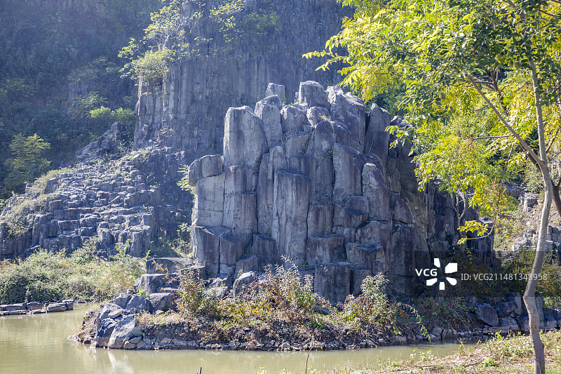 扬州仪征捺山国家地质公园石柱林风光图片素材