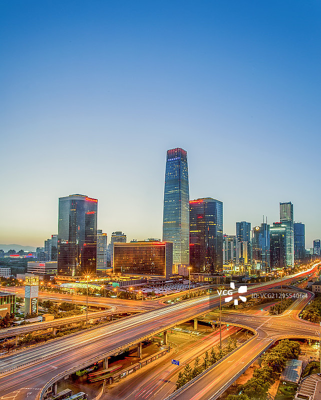 北京国贸CBD建筑群夜景图片素材
