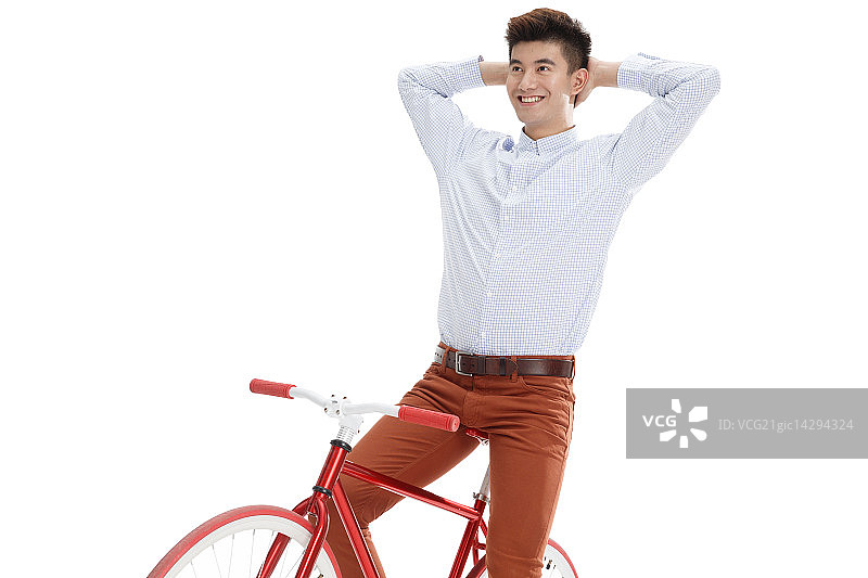 青年男人骑自行车图片素材