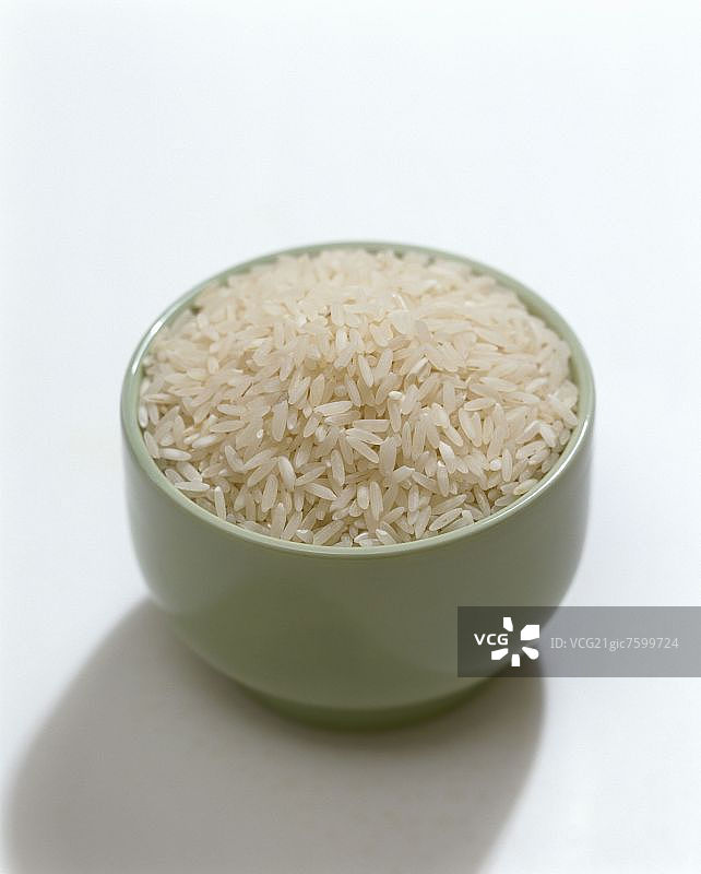 长粒米在碗里图片素材