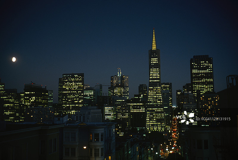 晚上的天际线，旧金山，加州图片素材