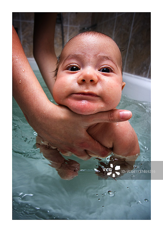 宝宝洗澡图片素材