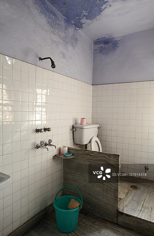 印度的浴室图片素材