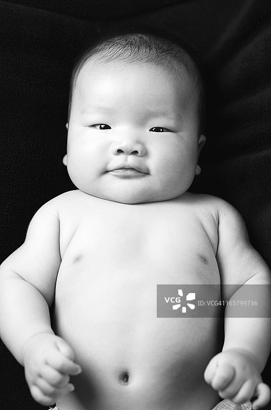 可爱的亚洲婴儿图片素材
