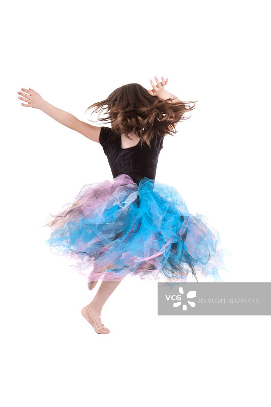 小芭蕾舞女演员穿着芭蕾短裙跳舞图片素材