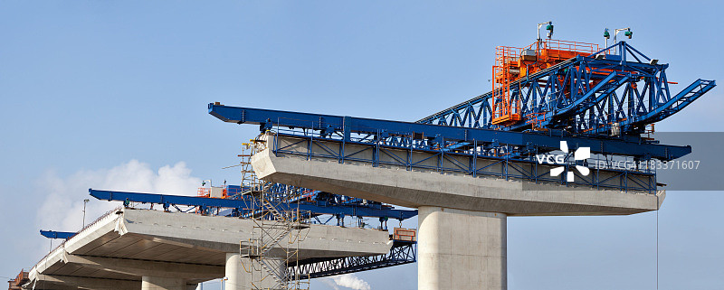 新建公路桥正在建设中图片素材