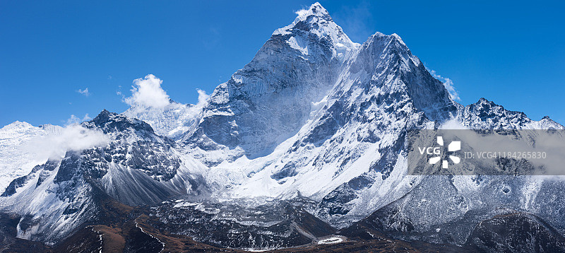 Ama Dablam山69MPix XXXXL -喜马拉雅山脉图片素材