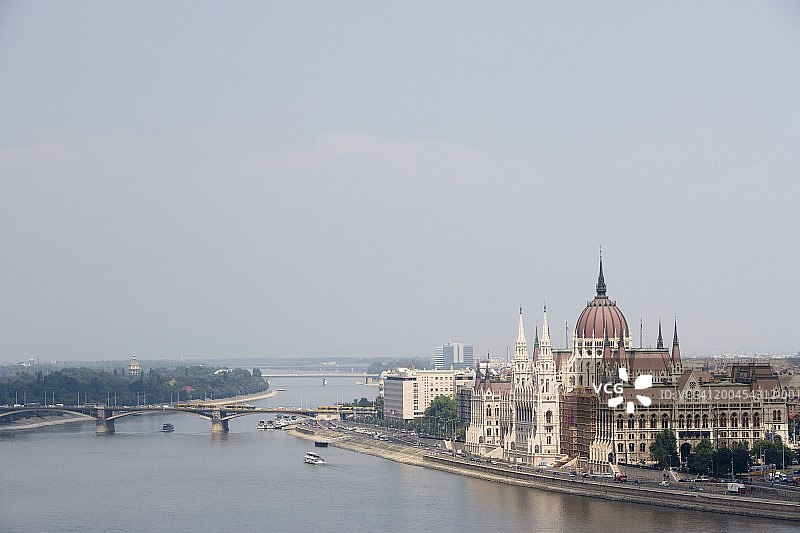 匈牙利，布达佩斯，多瑙河畔的国会大厦图片素材