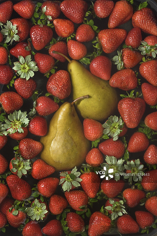 梨和草莓图片素材