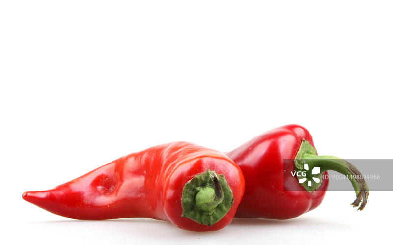 红辣椒孤立在白色背景上图片素材