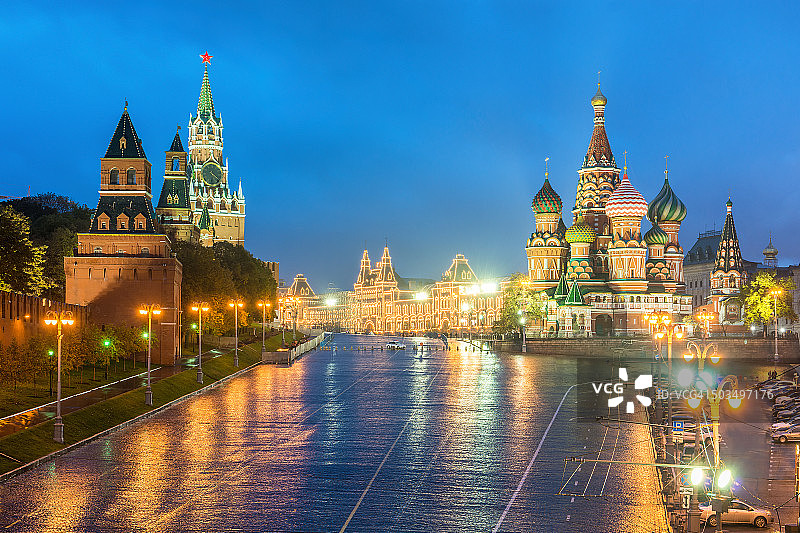 莫斯科红场上的圣巴塞尔大教堂图片素材